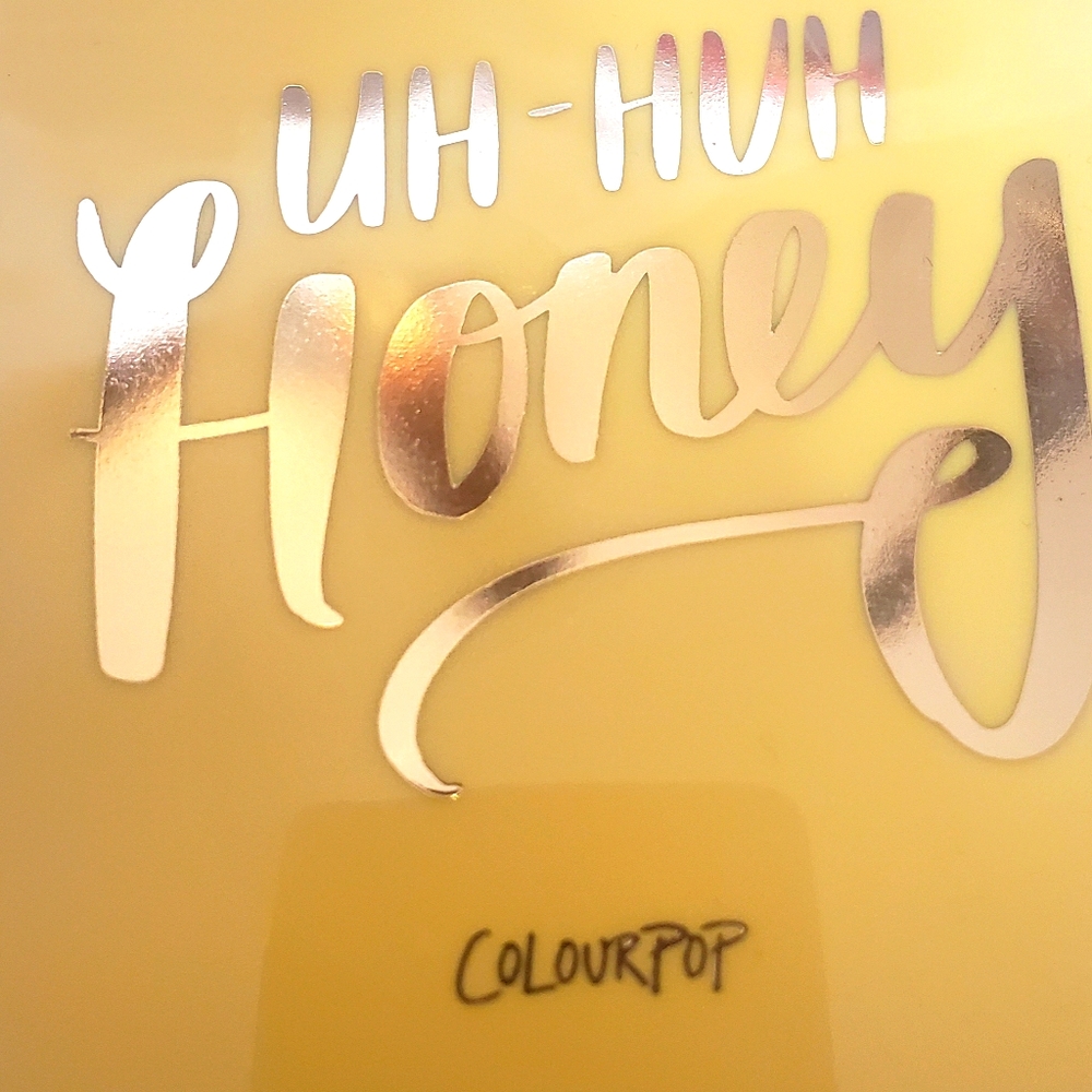 ColourPOP " Uh-HUH Honey " 🍯